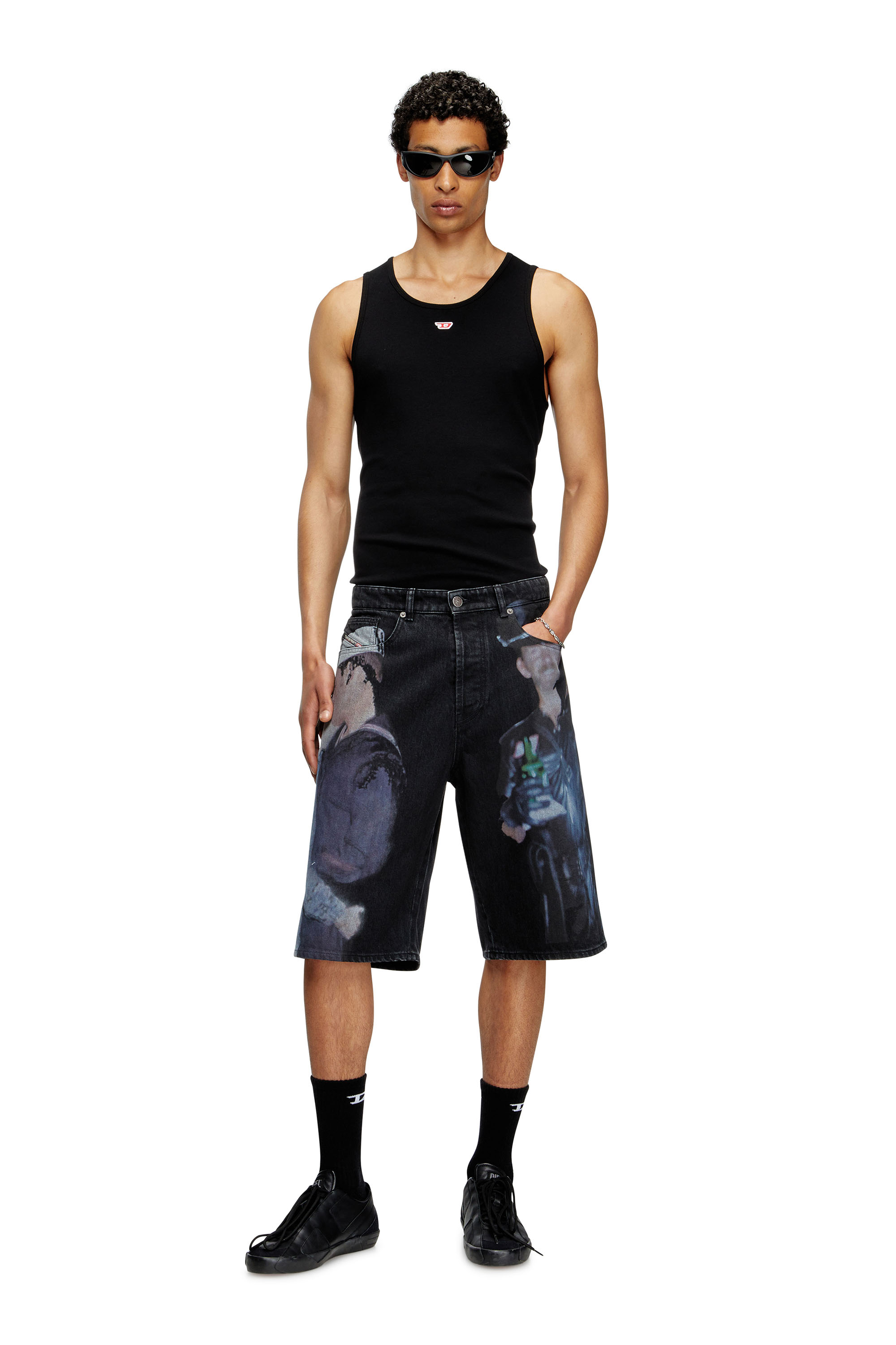 Diesel - PR-D-RIXFORD-S, Unisex Denim-Shorts mit mehrfarbigem Print in Schwarz - 2